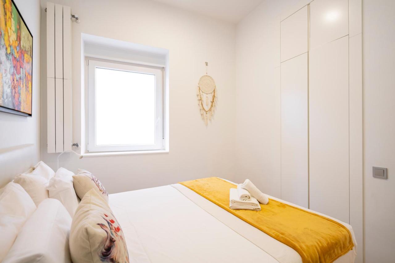 For You Rentals Apartment Temporal In The Center Of Madrid Esl5 Exterior foto